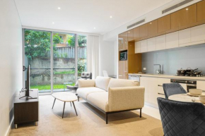 Modern Urban Retreat 1BR Apt near Chatswood, Sydney